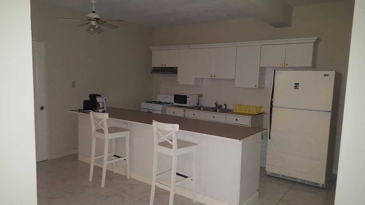 Villa The Royal Kensington Montego Bay Exterior foto