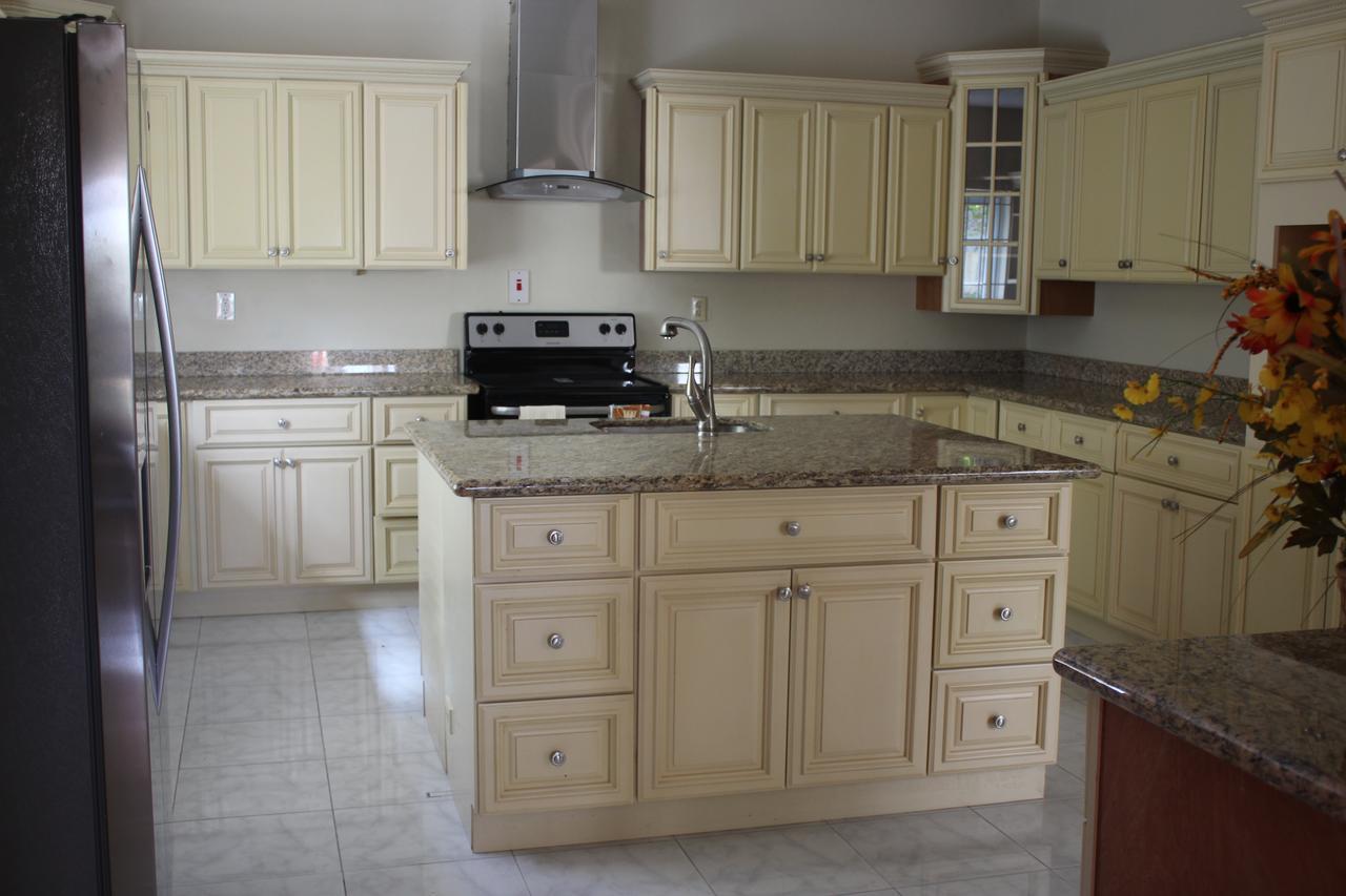 Villa The Royal Kensington Montego Bay Exterior foto