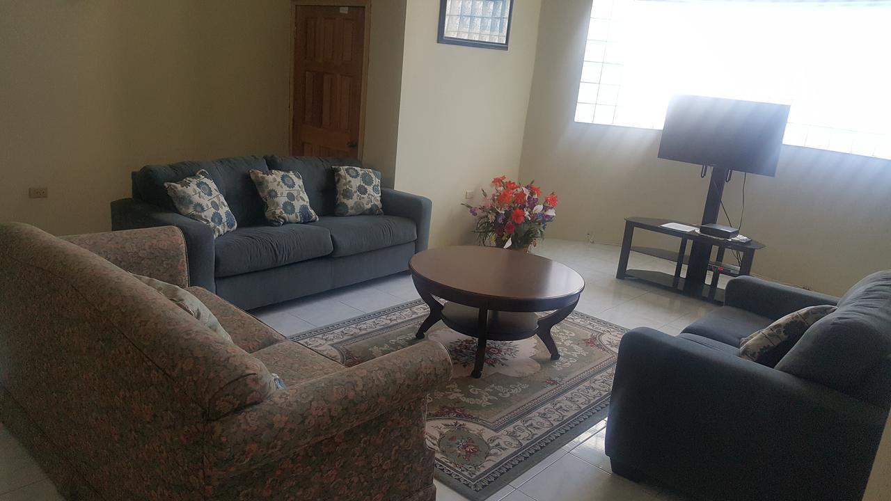 Villa The Royal Kensington Montego Bay Exterior foto