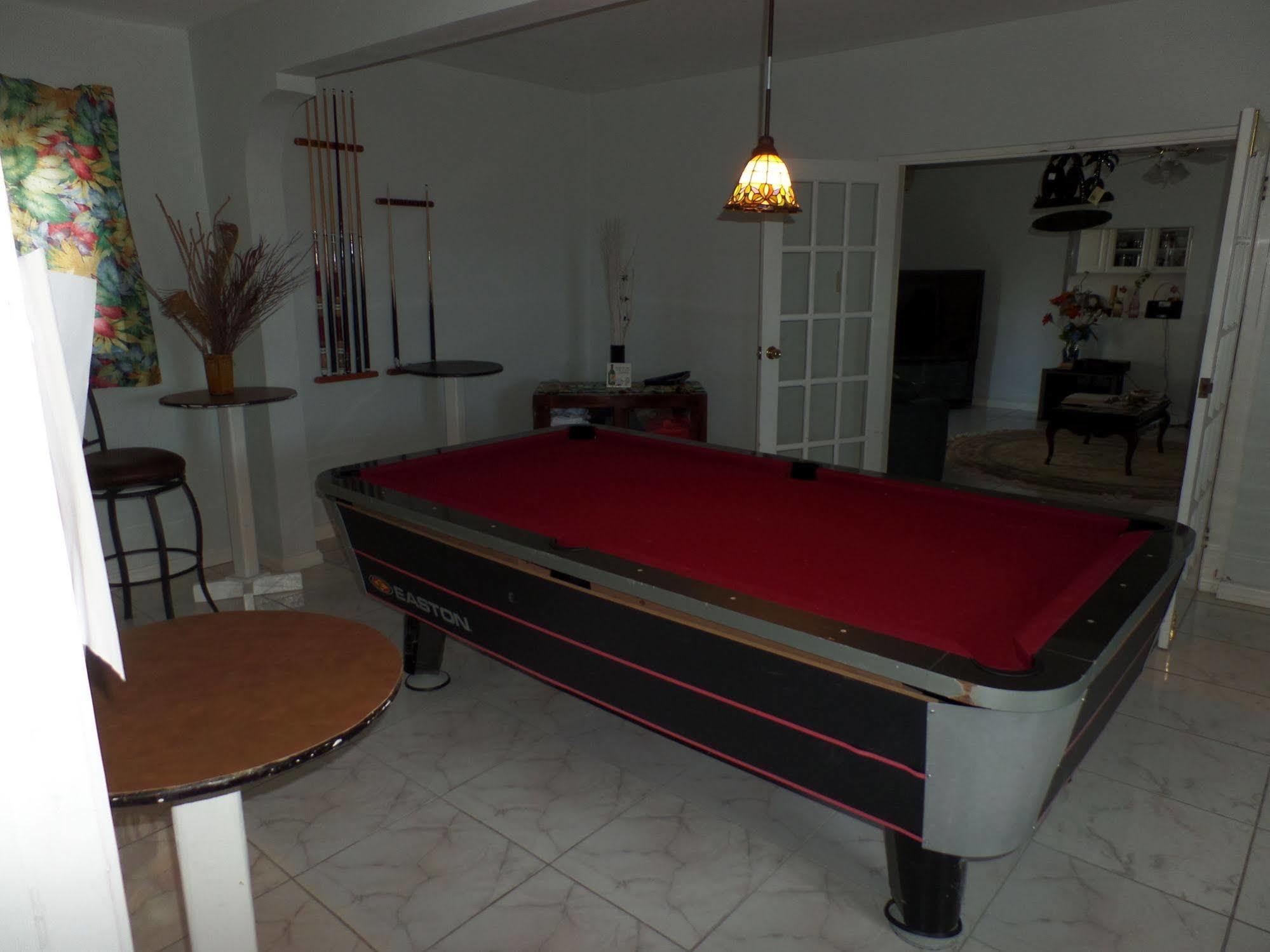Villa The Royal Kensington Montego Bay Exterior foto