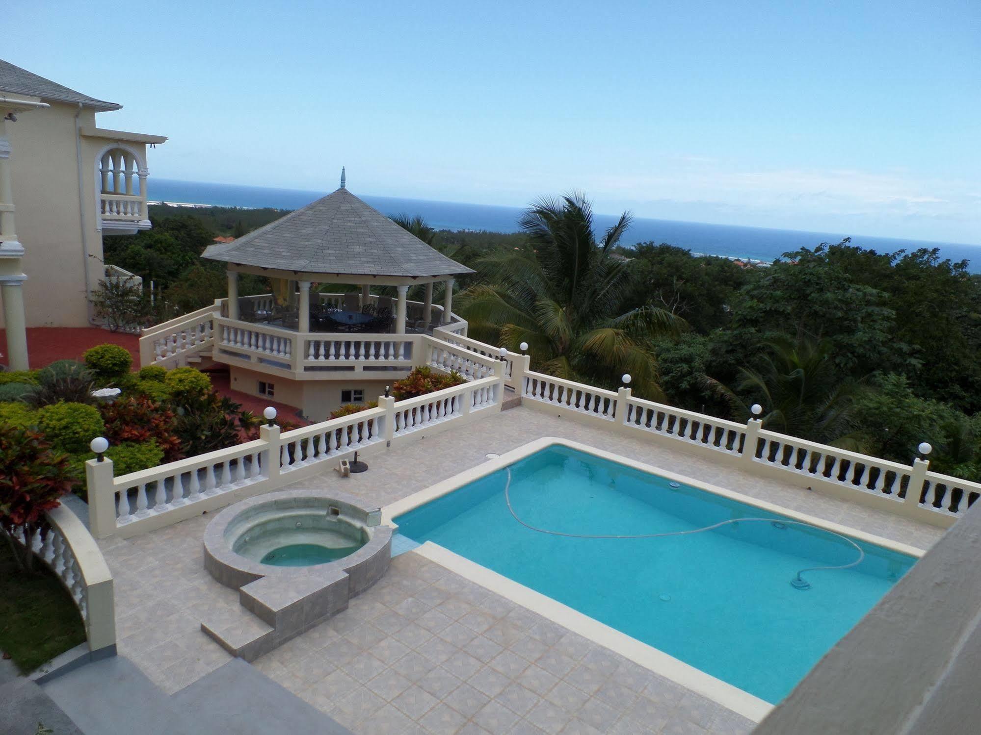Villa The Royal Kensington Montego Bay Exterior foto