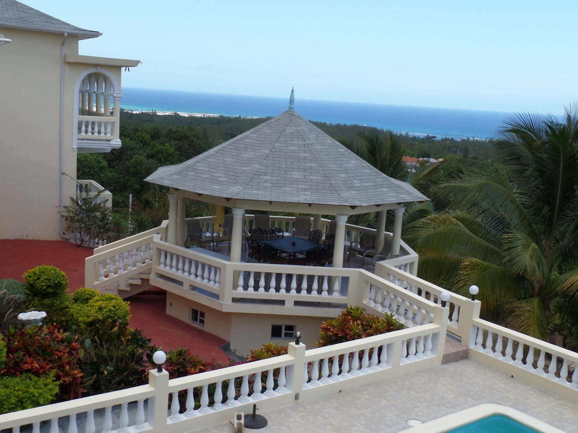Villa The Royal Kensington Montego Bay Exterior foto